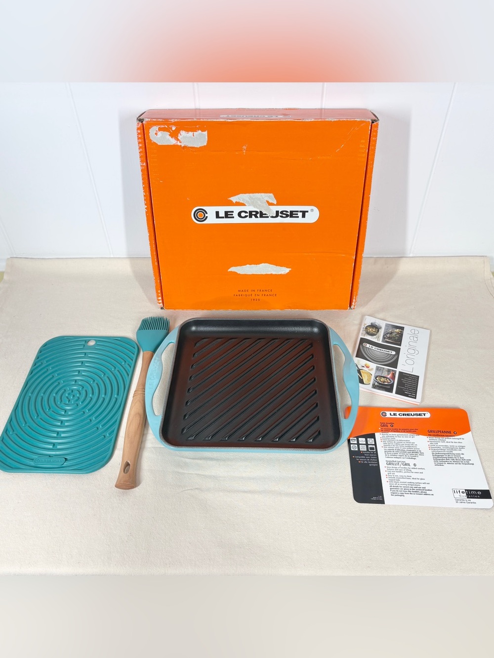 The Le Creuset Square Cast Iron Grill Pan Caribbean Teal 9.5 France